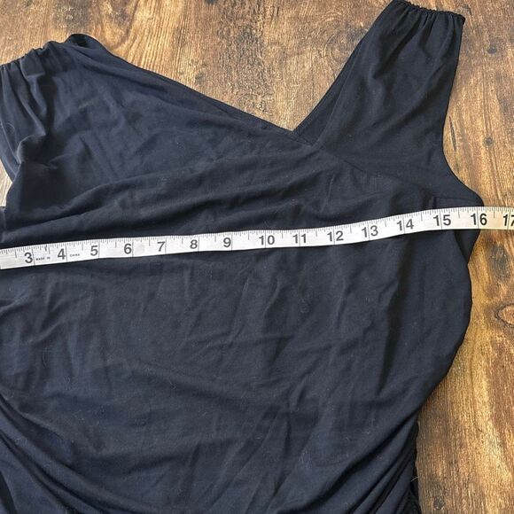 NWT Rails Jaden black asymmetrical top shirt Sz M ruched offset V neck - Picture 6 of 6